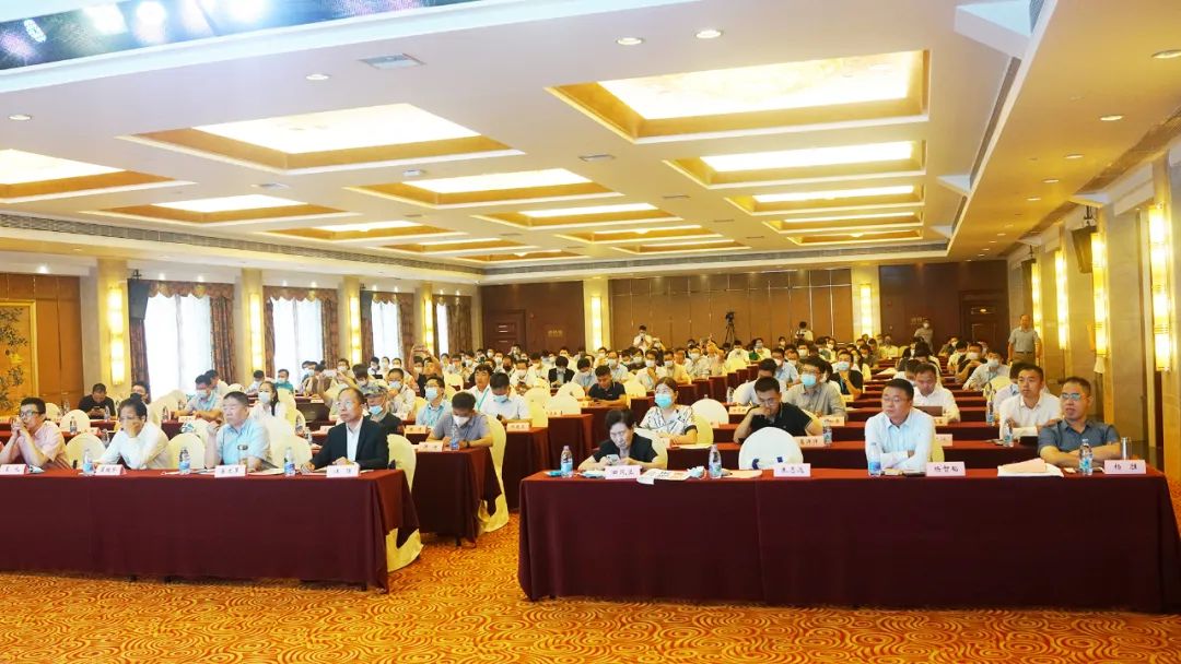 <strong>第七屆高分子防水卷材產(chǎn)業(yè)發(fā)展研討會(huì)在穗舉辦！</strong>